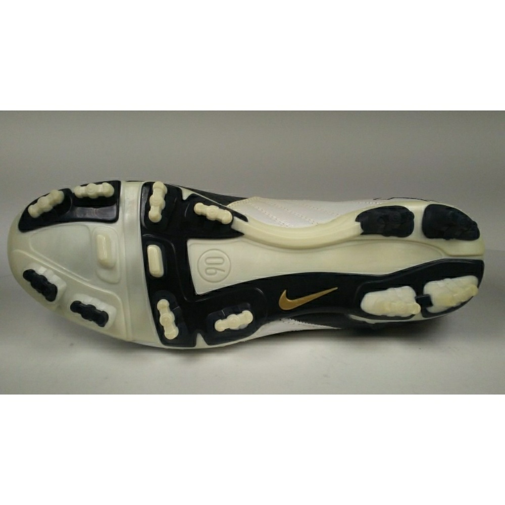 Rare 2009 Nike Total90 Shoot III L-FG Soccer Cleat - Picture 5 of 8